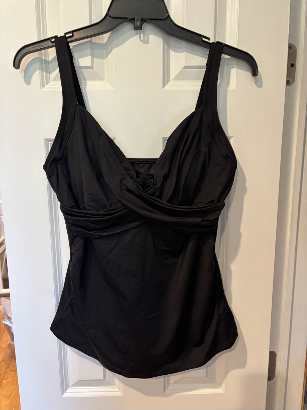 Lands End Swim Tankini Top - Black - like new/never worn size 14!